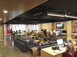 イングリッシュ・アンリミティッド・ブリスベンのラウンジ