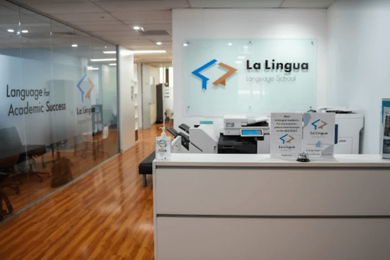 ラ・リングアの受付