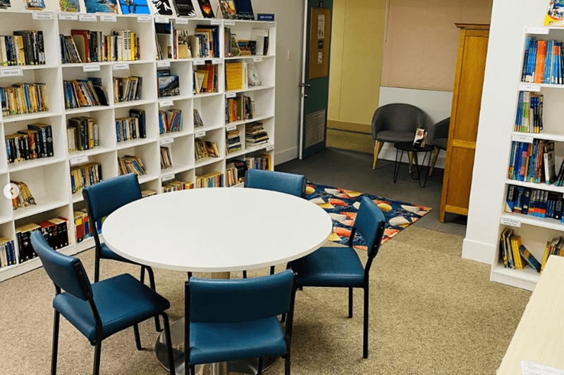Milner International College of Englishのライブラリー