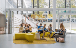 フリンダース大学の学生ラウンジの様子