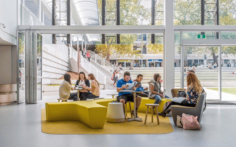 フリンダース大学の学生ラウンジの様子