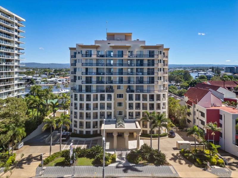 Langports Palazzo Colonnades Apartments（サーファーズパラダイス）の外観